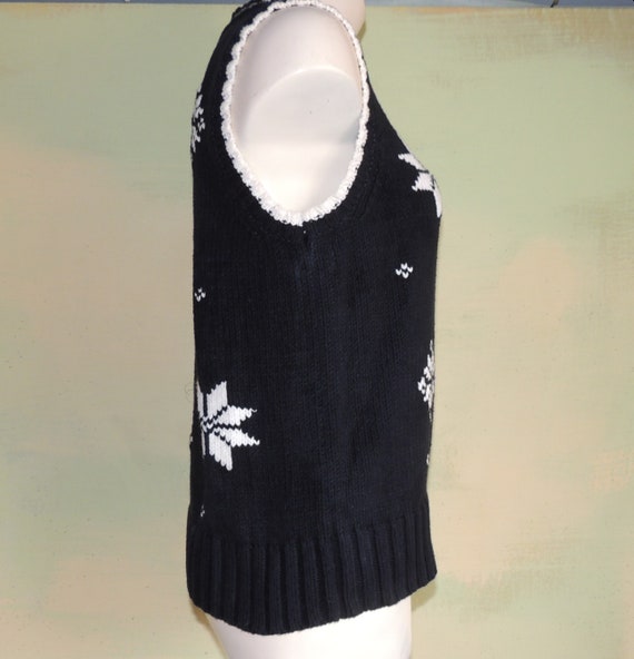 M Vintage 1990s Tommy Hilfiger Snowflake Sweater … - image 2