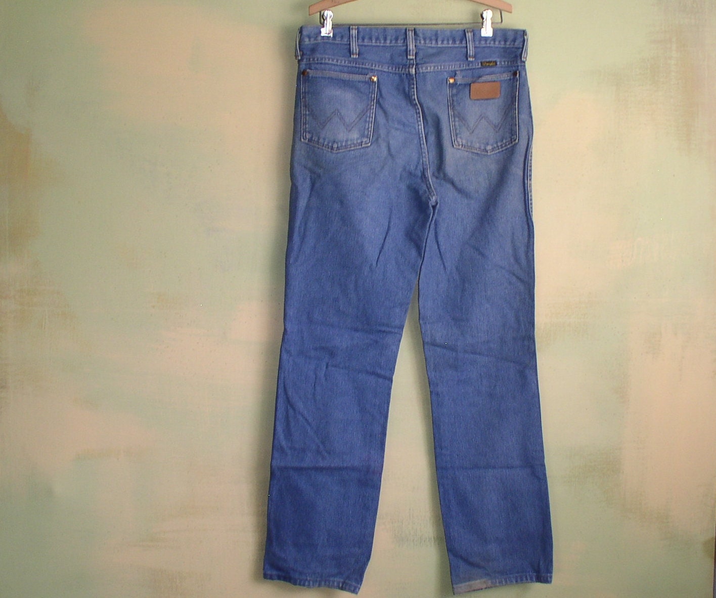 W 34 L 32 60s 70s Vintage Made in the U.S.A. Wrangler Jeans W 34 L 32 60s 70s Vintage Made in the U.S.A. Wrangler Jeans