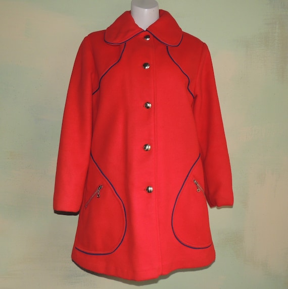 M 60s Mod Coat Red Felted Wool Coat Quilted Linin… - image 1