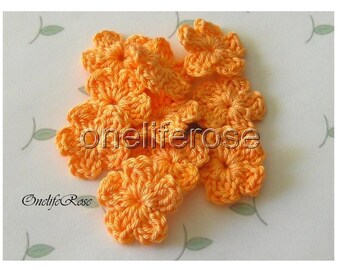 Gehäkelte Blumen 10.Stück 3.cm Baumwolle /Crochet Flowers 10.Pieces Cotton
