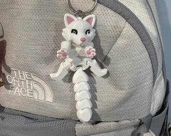 New!! Flexible Arctic Fox Keychain – 3D Printed Fidget Bag Tag, Cute Animal, Stocking Stuffer Gift, Backpack Keyring Gift, Charm