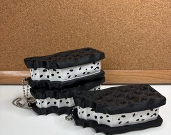 3d Printed Cookies & cream ice cream sandwich