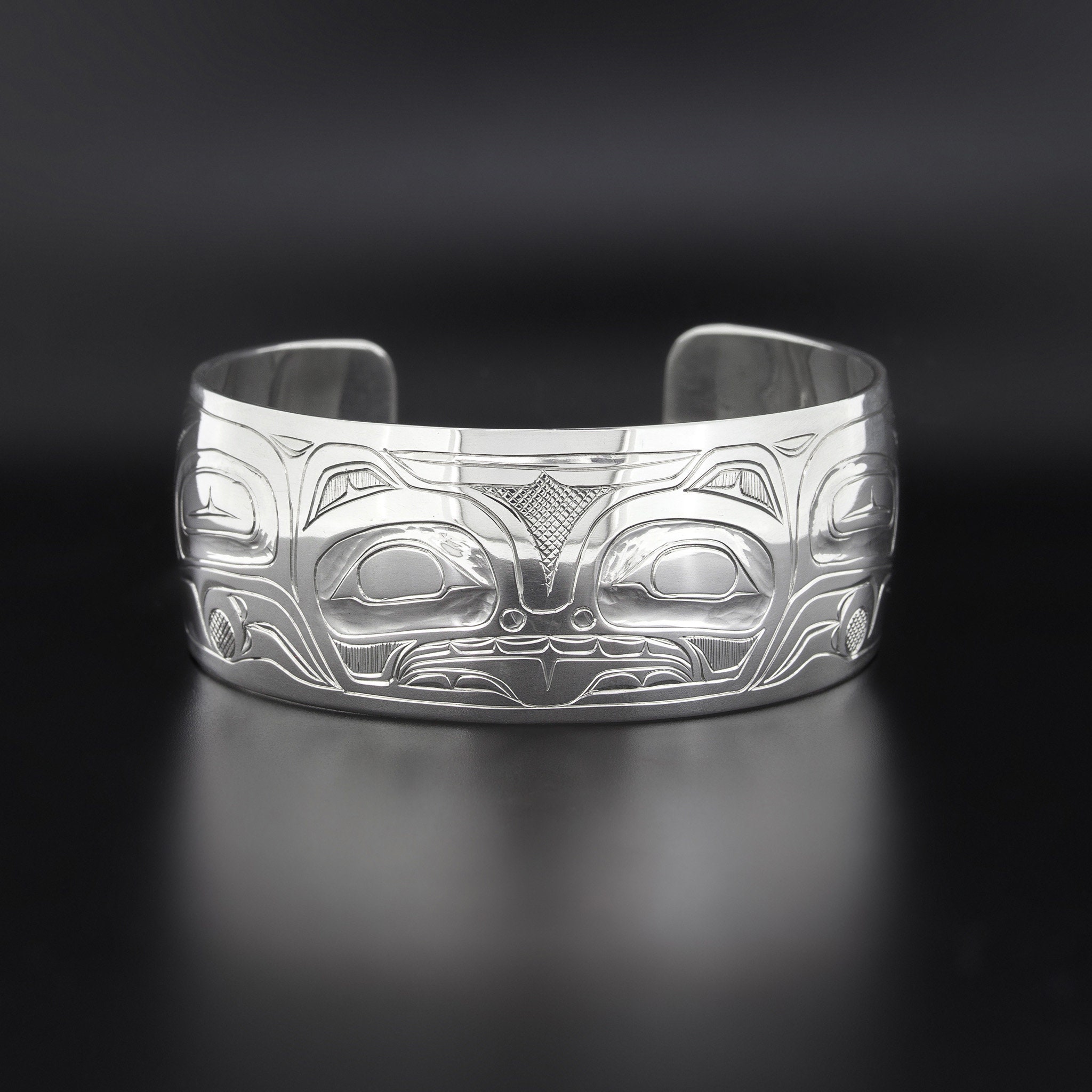 Native Bear Sterling Silver Hand-carved Cuff Bracelet - Etsy