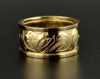 Chunky Mens Ring Solid 14k Yellow Gold Thunderbird Design with Wire Rails