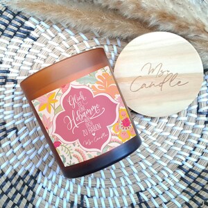 HAPPYSOY Duftkerze Im Glas Mit Spruch – 150 G Sojawachs, Korkdeckel, Handgemacht, Nachhaltig, Duft 'miaflora'
