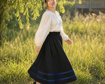 Black Dark Cottagecore Maxi Skirt with Velvet Ribbon, Romantic Folk Skirt, Gothic Prairie Skirt, High Waist Full Skirt