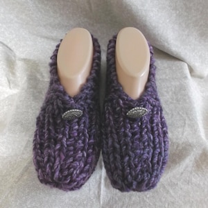 Women&#39;s  Knitted Purple and Lavender Slipper Size 5 or 6 with Plastic Silver tone Bead