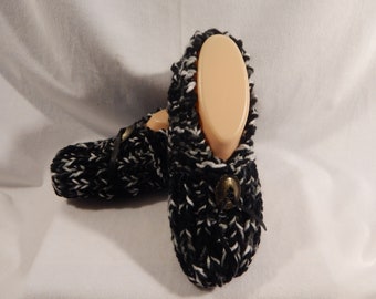 Men's Hand Knitted  Black and White Slippers Size 6-8