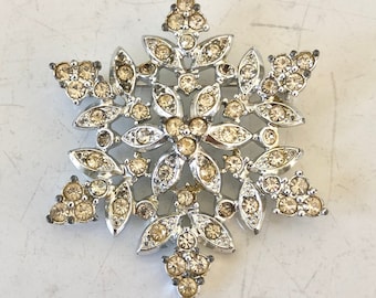 Vintage pin brooch rhinestone silver tone snowflake rhinestone by Sarah Coventry Christmas winter pin