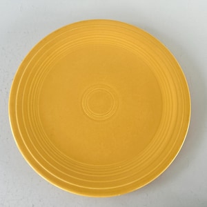 Vintage Fiesta yellow lunch or dinner plate 9.5” midcentury Fiestaware
