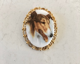 Vintage pin brooch pendant oval of collie with gold filigree border midcentury