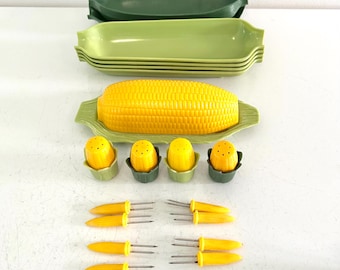 19 piece vintage plastic corn set by Serv-Rite summer kitsch dining!