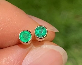 Emerald Drop Studs 3mm in 14ky Gold