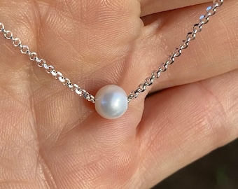 Floating Pearl Necklace in Sterling Silver