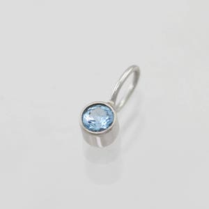 Blue Topaz Drop Necklace in 14k White Gold image 2