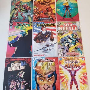 Może przedstawiać: Kolekcja dziewięciu komiks&oacute;w z r&oacute;żnymi postaciami z DC Comics. Okładki przedstawiają żywe ilustracje superbohater&oacute;w i scen akcji, z tytułami takimi jak "Black Canary", "Blackhawk" i "Captain Atom".