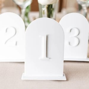 Numeri da tavolo bianchi moderni - Numeri da tavolo in acrilico - Numeri da tavolo ad arco - Decorazioni per tavoli da matrimonio - Cartelli da tavolo per matrimonio - Numeri da tavolo eleganti