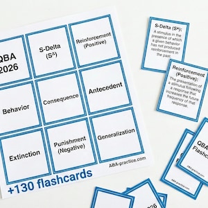 Puede incluir: Tarjetas didácticas blancas con bordes azules y texto, incluyendo "QBA 2026" y "+130 flashcards". Varias tarjetas están dispersas, mostrando términos como "Behavior", "Consequence" y definiciones. El sitio web ABA-practice.com también es visible.