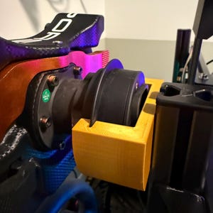 Fanatec steering wheel QR2 mount for 8040 aluminum profiles