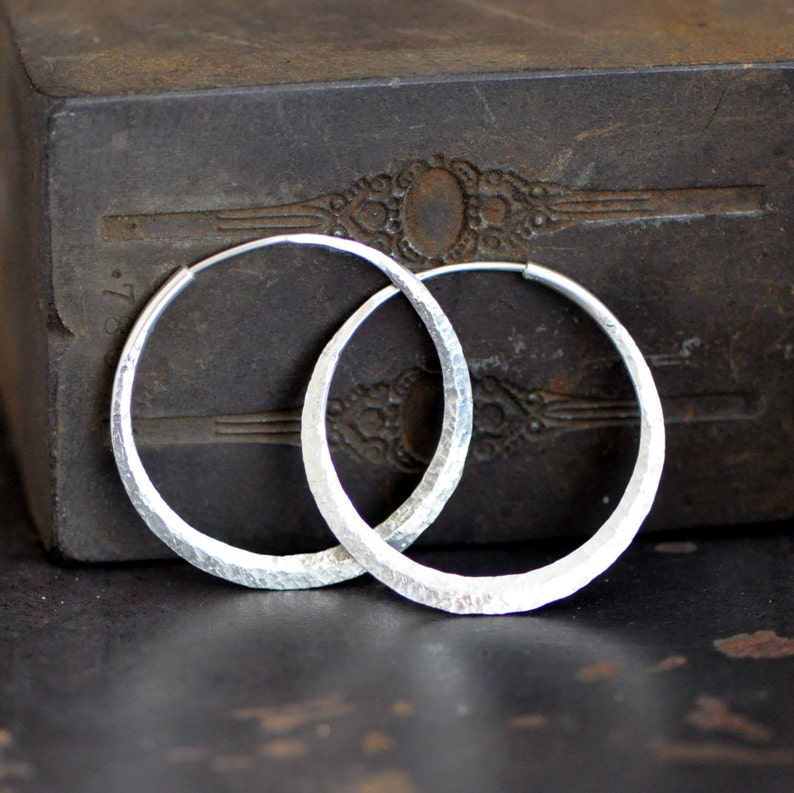 sterling silver hoop earring, endless style, handmade, round, hammered image 2