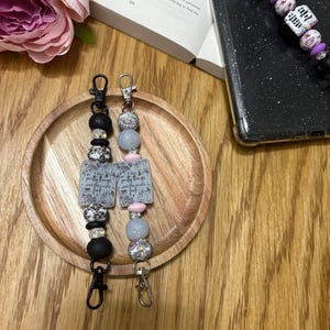 I Like Pretty Things, F*ck | Beaded Kindle Strap, Kindle Grip | Silicone Accessories | Paperwhite, Basic, Colorsoft, Kobo, eReader, eBook