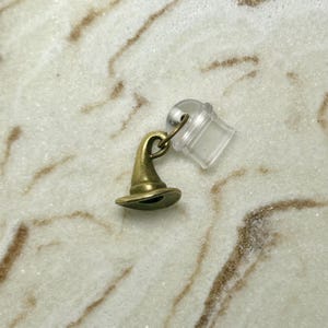 Witch / Wizard Hat | Dust Plug | Phone Charm | Ereader Charm | USB-C | Lightning | Cellphone | Kindle Dust Plug | iPhone Dust Plug | Android