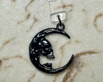 Skull | moon | dust plug | phone charm | ereader charm | usb-c | lightning | cellphone | kindle dust plug | iphone dust plug | android charm
