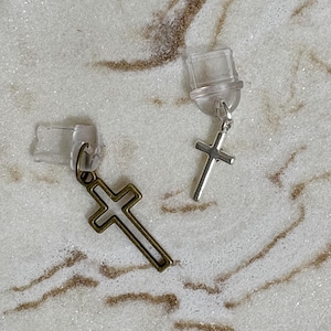 Cross, Crucix, Christian | Dust Plug | Phone Charm | USB-C, Lightning | Kindle, iPhone, Android Dust Plug | Lord, God | Kindle Accesories