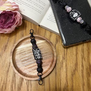 Solemnly swear | beaded kindle strap, kindle grip | silicone accessories | paperwhite, basic, colorsoft, fire, kobo, ereader, ebook | potter