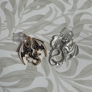Dragon | dust plug | phone charm | ereader charm | usb-c | lightning | cellphone | kindle dust plug | iphone dust plug | bookish | books