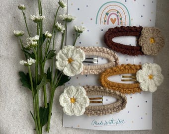 Handgemachte Häkel-Haarspange Gänseblümchen
