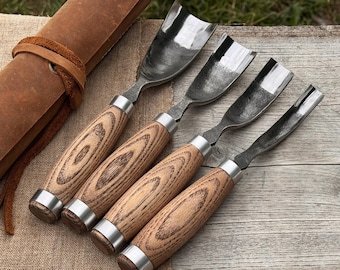 4 PCS Forged Bent Gouge Set – Sharp 52100 Carbon Steel Blades, Ergonomic Ash Handles, Leather Sheaths – Wood Carving & Spoon Carving Tools