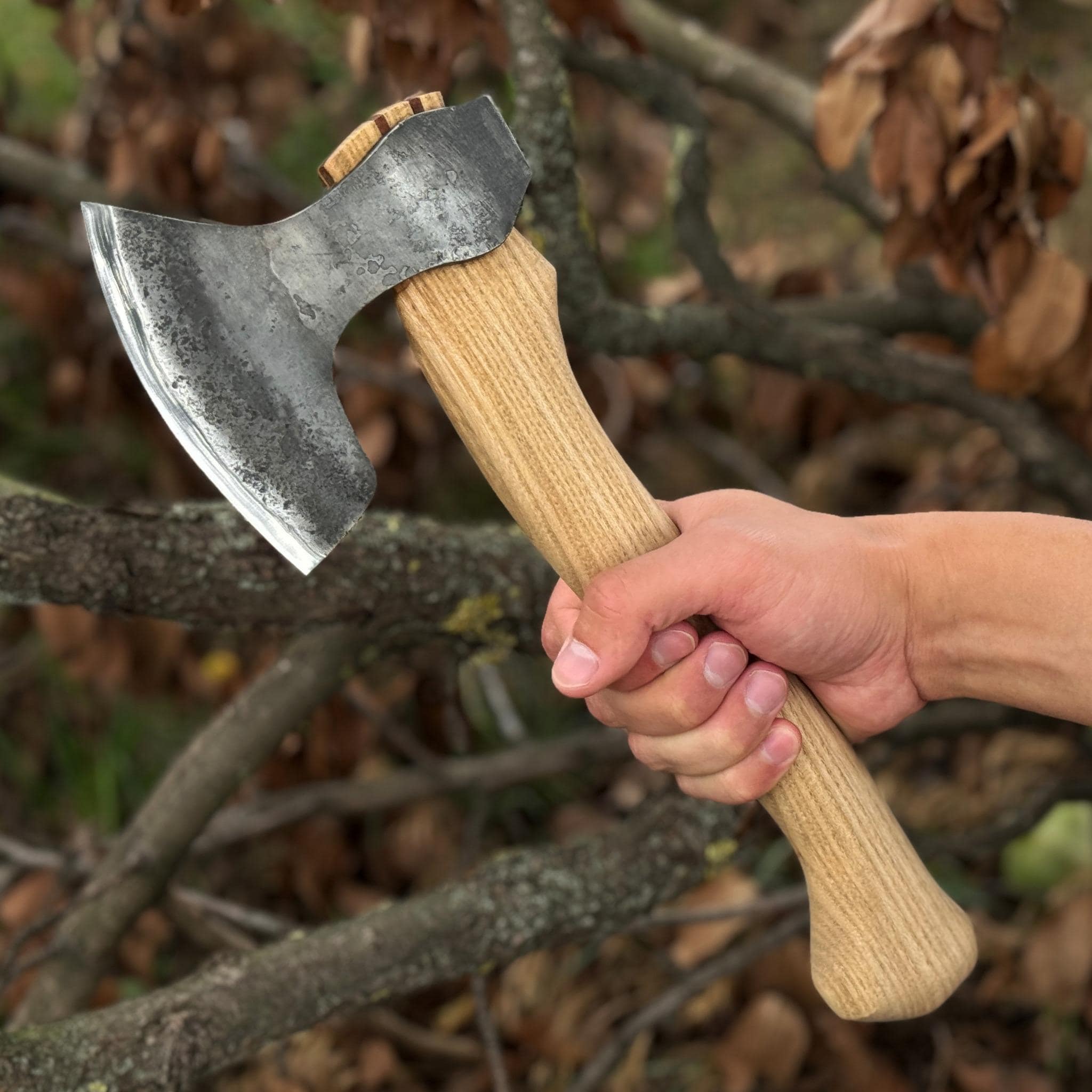 Chopping Axe – 52100 Carbon Steel Blade, Ash Handle, Leather