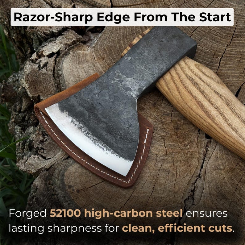 Mała siekiera do rzeźbienia w drewnie. Ostre ostrze. Kuta ręcznie z hartowanej stali węglowej 52100, ergonomiczna rękojeść jesionowa. Pochwa skórzana. Siekiera do rzeźbienia w kształcie łyżki. zdjęcie 3