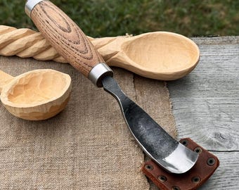 Hand-Forged Bent Gouge – 52100 Carbon Steel Blade, Ash Wood Handle, Leather Sheath. Curved Wood Carving Tool for Spoons, Cups & Bowls.