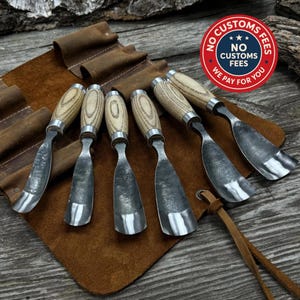 6-Piece Hand-Forged Bent Gouge Set – Sharp 52100 Carbon Steel, Ergonomic Ash Handles, Leather Roll, Spoon & Bowl Carving Tools, Gift for Him