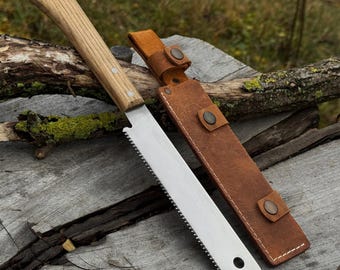 Japanese Style Hand Saw – SK5 Carbon Steel Blade, Ash Handle, Leather Sheath – Pull Saw for Gardening & Woodworking