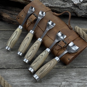 Set of 5 Spoon Gouges. 52100 Carbon Steel Blades, Ash Wood Handles, Leather Bag. Wood Carving Gouges for Beginners. Gouges for Bowls Carving
