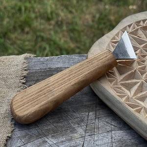 Hand-Forged Bevel Edge Knife. Carbon 52100 Steel Blade. Ash Handle. Leather Sheath. Knife for Detailed Carving, Geometric Carving, Whittling