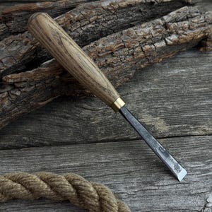 Detail Carving Chisel for Woodworking. Sharp Carbon Steel Blade, Ash Wood Handle. Geometric Carving Tool. Wood Carving Chisel for Beginners.