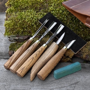 Gift for Father's Day, 6-Piece Wood Carving Tools, Carbon Blades, Ash Handles, Leather Strop
