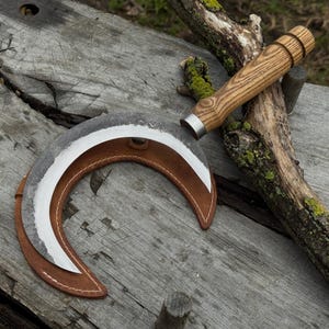 Crescent Moon Sickle for Gardening – Hand Forged 52100 Carbon Steel Blade, Ash Handle – Compact Harvesting Sickle with Leather Sheath