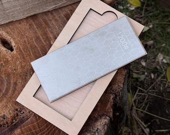 Piedra de afilar de diamante con soporte de madera. Grano 1200. Piedra de afilar para cuchillos, cinceles, herramientas para tallar madera y para trabajar la madera. Placa de afilar de diamante.