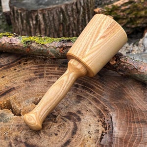 Wooden Mallet – Hand Turned Ash Wood – Woodworking Tool for Joinery, Chisels, Wood Carving and Carpentry