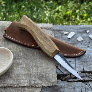 Sloyd Knife for Wood Carving. Sharp Carbon 52100 Steel Blade. Ash Handle. Leather Sheath. Razor Sharp Whittling Knife for Carving Projects