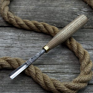 Wood Carving Gouge for Beginner. Sharp Carbon Steel Blade, Ash Wood Handle. Forged Gouge for Spoon Carving. Small Gouge for Detailed Carving