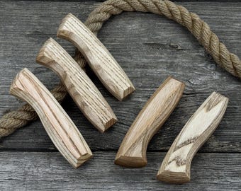 5-delige universele houten handvatset: ergonomische essenhouten handgrepen voor vleesmessen. Handgemaakte vervangende handgrepen