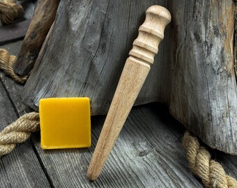 Pulidor de bordes de cuero. Tamaño ergonómico. Pulidor artesanal de fresno. Herramienta para trabajar el cuero tú mismo. Incluye cera natural. Regalo para hombres.
