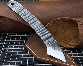 Kiridashi – a Compact and Razor-Sharp Knife. Japanese Style Blade. Hand Forged from hardened Carbon Steel, with Sheath. Utility Knife. Gift