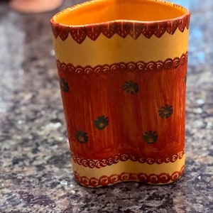 Beautiful Vintage Decorative Ceramic /Pottery Vase Hand Painted with a Vibrant Red and Yellow Color Scheme.